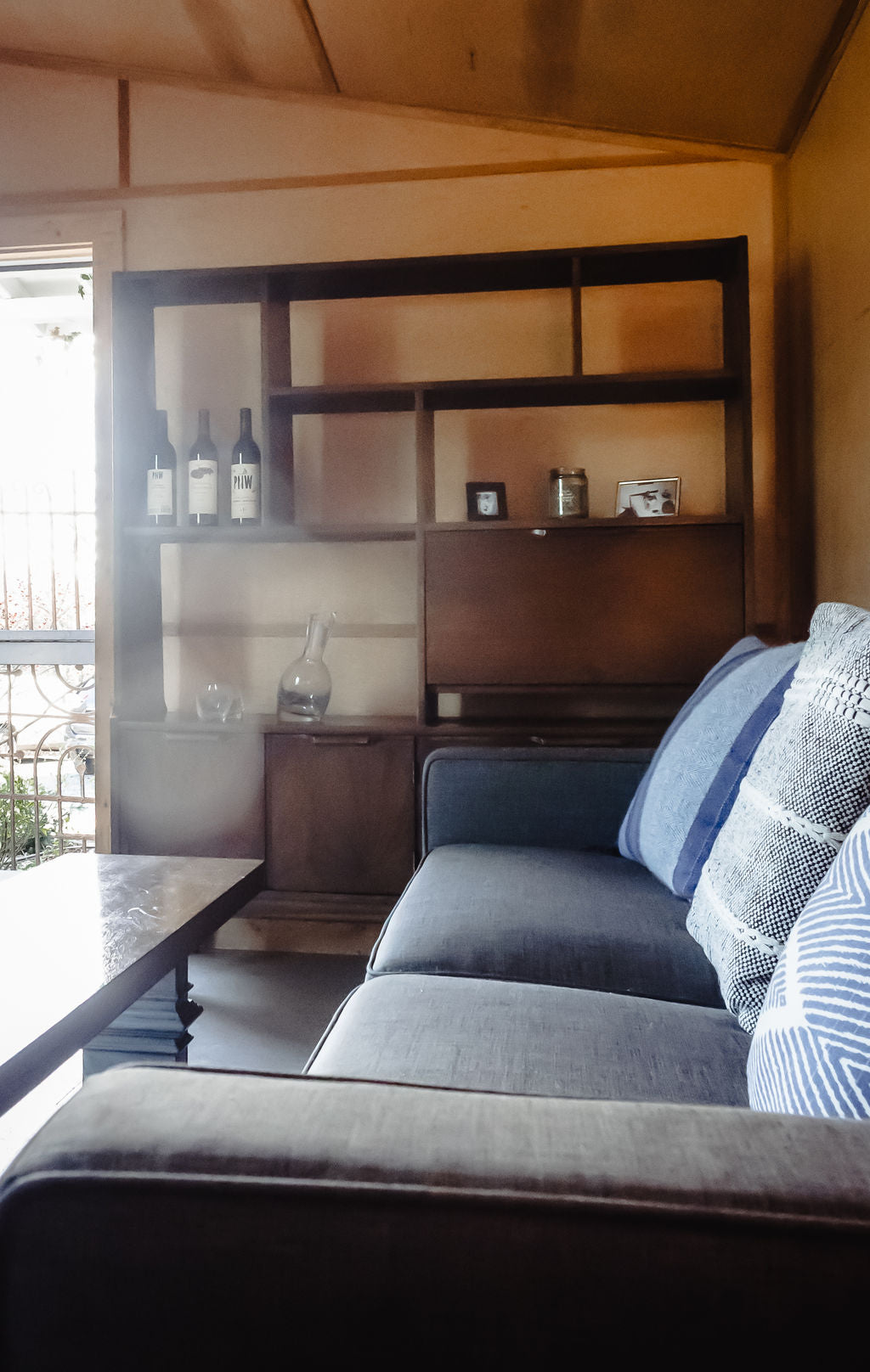 The Coop | King Bed with Sofa